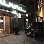 فندق ليه بيتيت 3*