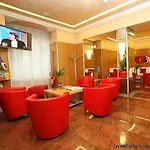 Le Petit 3* Turin