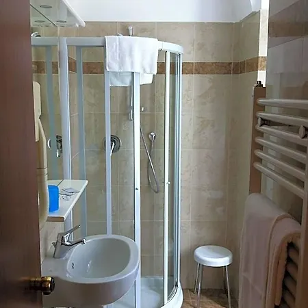 Le Petit Hotel 3*
