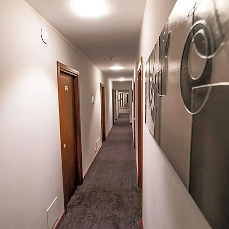 Hotel Le Petit 3*