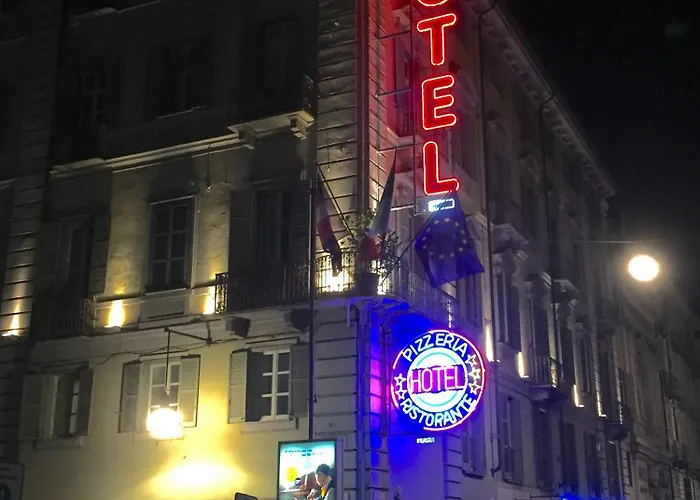 Отель Le Petit Турин