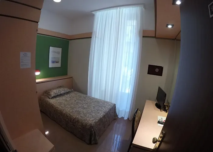 Le Petit Отель