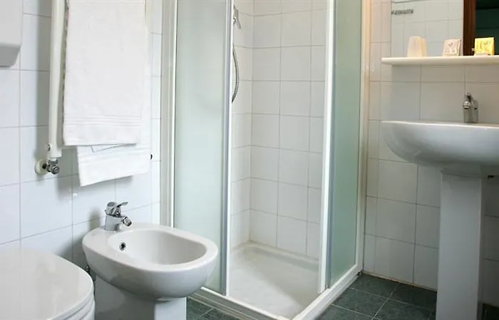 Отель Le Petit