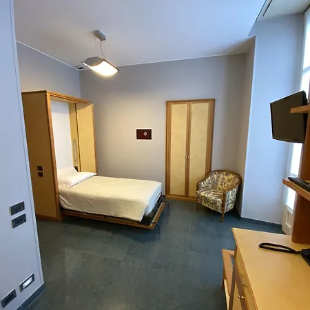 Le Petit Hotel 3*