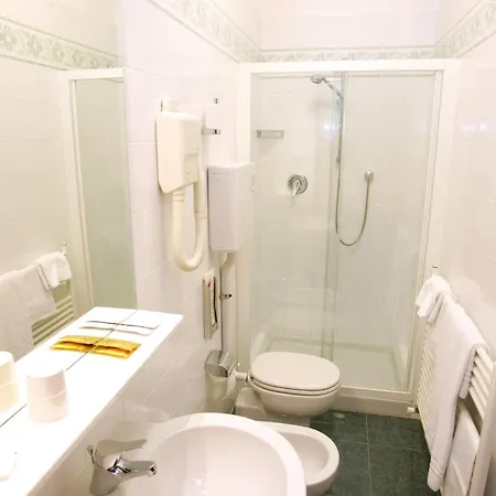 Hotel Le Petit 3*