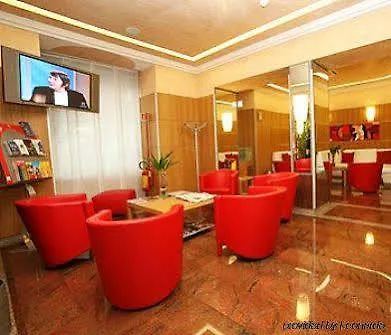 Le Petit 3* Турин